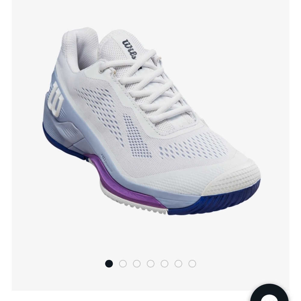 Wilson Rush Pro V4.0 women’s tennis shoes, size 9